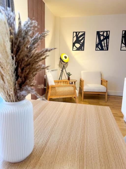 Bright & Spacious Split Level Flat In Kennington London Kültér fotó